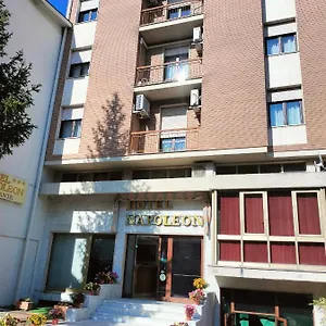 hotel-napoleon.it-tuscanyhotel.com/